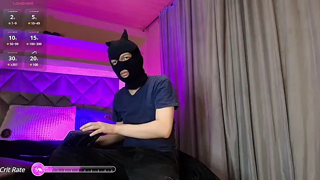 Golden-Boyy online show from 03-14-25, 12:18