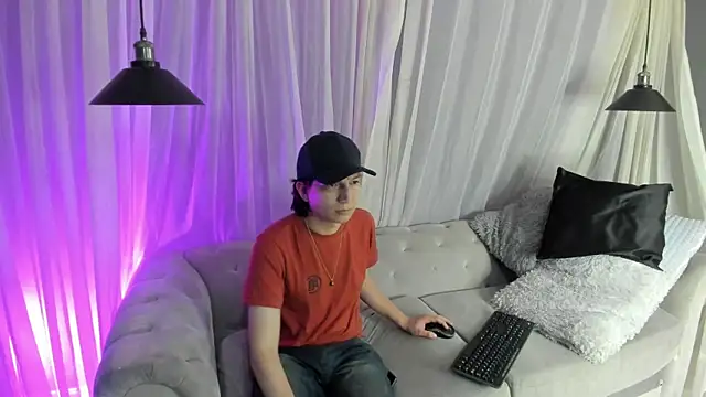 Golden-Boyy online show from 03-16-25, 12:11