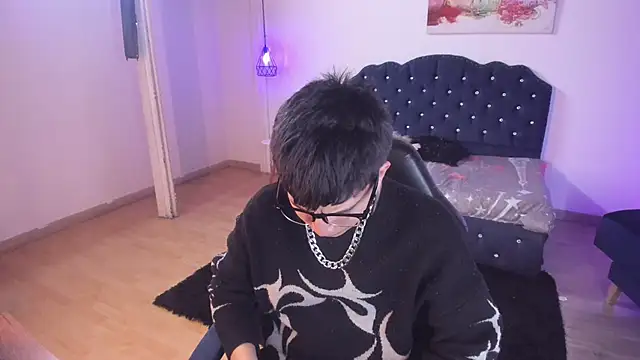 Golden-Boyy online show from 09-19-25, 03:19