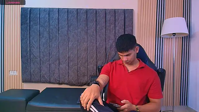 Snapshot of ANDRES_STUD chatting on 07-10-26, 04:28 ANDRES STUD online show from 07-10-26, 04:28
