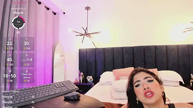 nattashaa7 online show from 02-16-25, 05:37