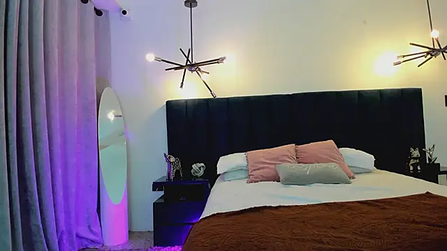 nattashaa7 online show from 02-19-25, 11:38