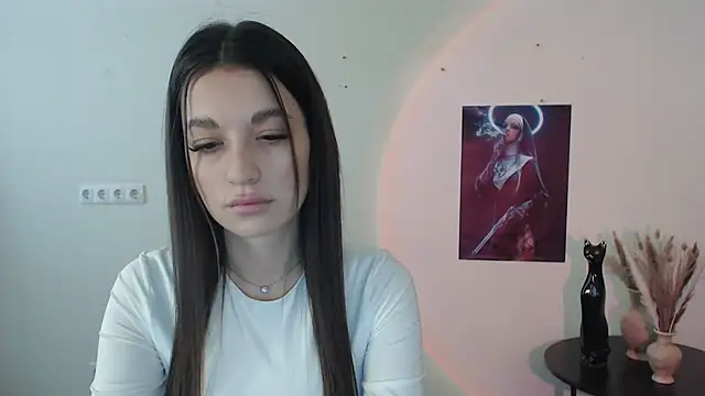 Snapshot of Eva_Eldis chatting on 02-25-25, 02:33 Eva Eldis online show from 02-25-25, 02:33