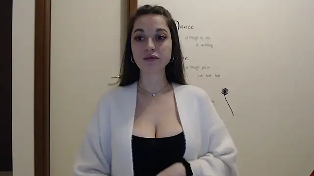 Snapshot of Eva_Eldis chatting on 11-27-25, 03:25 Eva Eldis online show from 11-27-25, 03:25