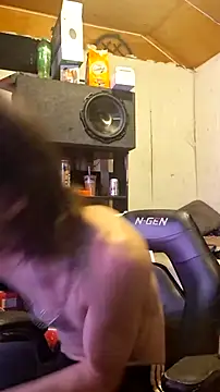 nuttyking2022 online show from 02-15-26, 07:05