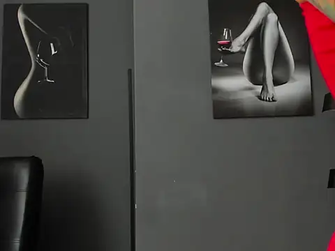 Snapshot of karlyjons12 chatting on 01-08-26, 05:04 karlyjons12 online show from 01-08-26, 05:04