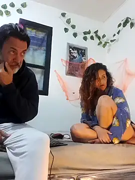 jeans and emma online show from 10-27-25, 12:31