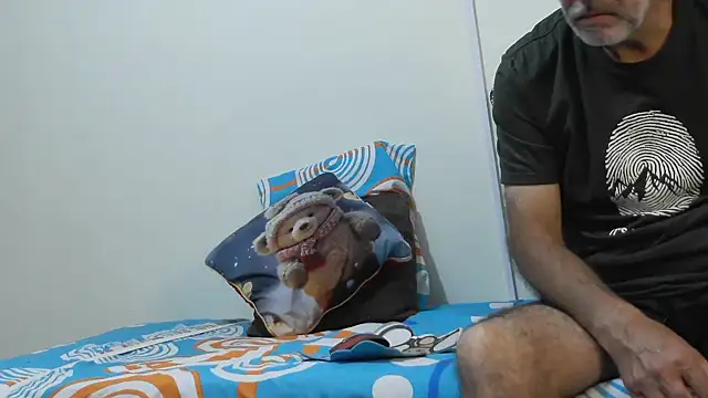 jeans and emma online show from 03-12-26, 10:27