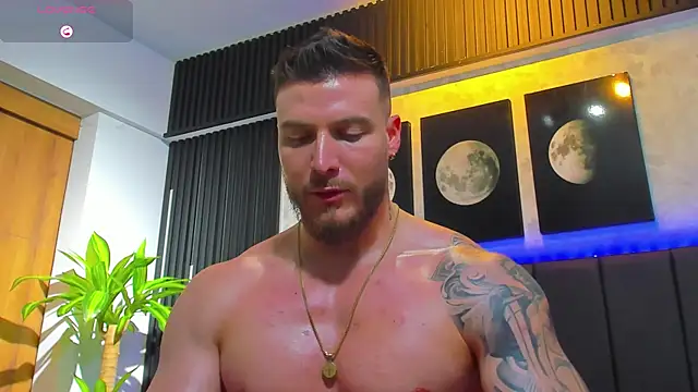 Snapshot of David_blake_ chatting on 02-06-25, 09:43 David blake online show from 02-06-25, 09:43