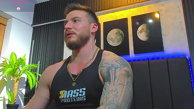 Snapshot of David_blake_ chatting on 02-25-25, 06:03 David blake online show from 02-25-25, 06:03