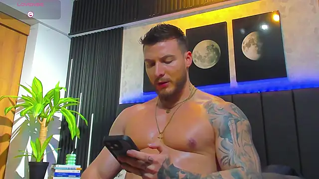 Snapshot of David_blake_ chatting on 03-20-25, 09:48 David blake online show from 03-20-25, 09:48