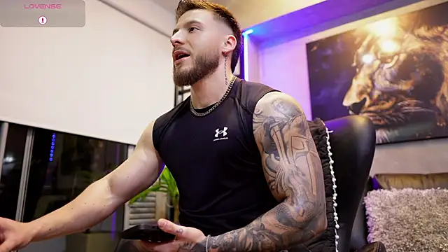 Snapshot of David_blake_ chatting on 11-25-25, 06:02 David blake online show from 11-25-25, 06:02