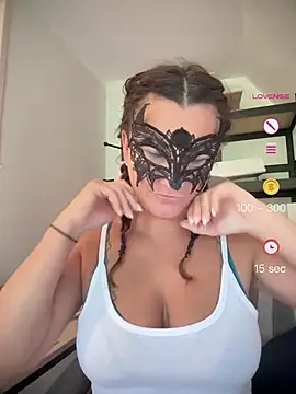 Loveblackzilla online show from 05-09-26, 12:32