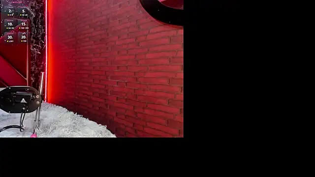 Snapshot of IVISBOUNCYASS chatting on 05-17-26, 01:51 IVISBOUNCYASS online show from 05-17-26, 01:51