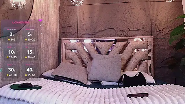 Miaa Lee7 online show from 03-26-26, 09:42