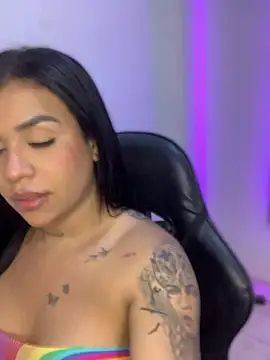 tinalove7 online show from 06-11-26, 09:35
