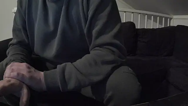 YourLoveBoyKevin online show from 02-17-25, 08:47