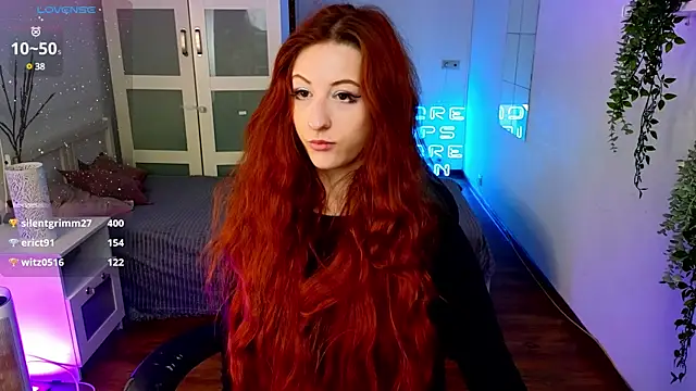 Snapshot of Katy_diamond_ chatting on 03-19-25, 08:01 Katy diamond online show from 03-19-25, 08:01