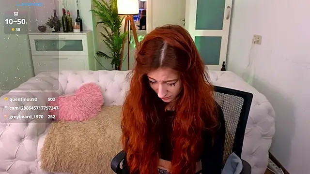 Snapshot of Katy_diamond_ chatting on 03-20-25, 11:16 Katy diamond online show from 03-20-25, 11:16