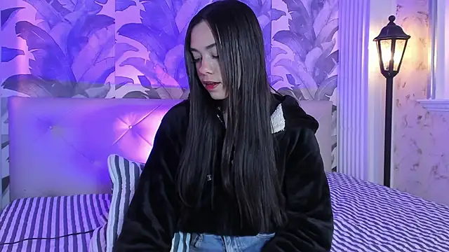 Sami Evanns online show from 10-16-25, 03:40