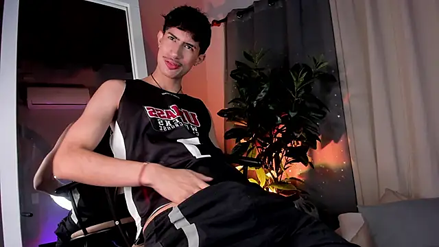 NovaaWheler online show from 10-12-25, 12:48