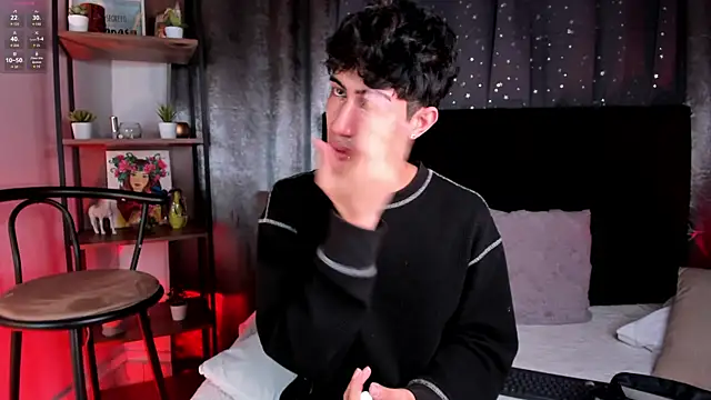 NovaaWheler online show from 10-26-25, 02:45