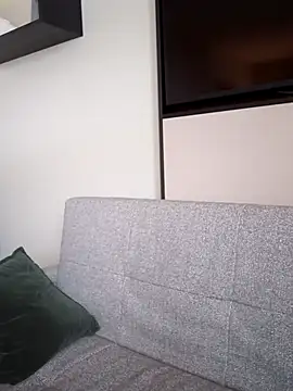 Snapshot of LunaSoleil9 chatting on 01-06-26, 11:14 LunaSoleil9 online show from 01-06-26, 11:14