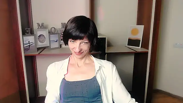  AngeliaFlow  online show from 09-23-25, 06:38