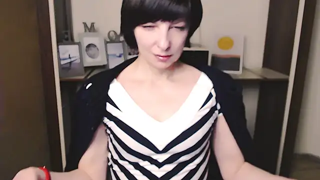  AngeliaFlow  online show from 04-04-26, 09:51