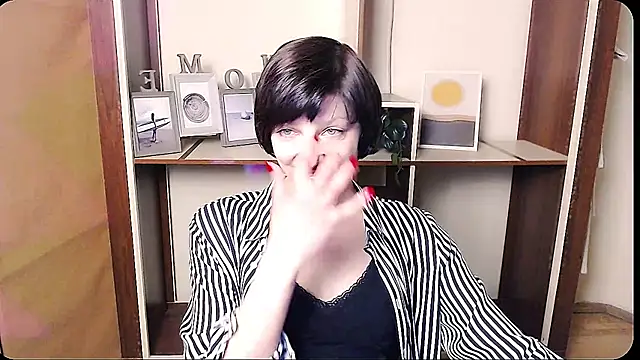  AngeliaFlow  online show from 04-07-26, 08:15