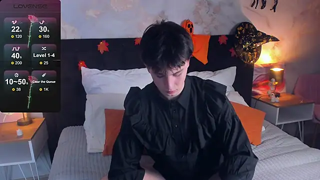 Snapshot of AdrianoAubert chatting on 11-03-25, 03:19 AdrianoAubert online show from 11-03-25, 03:19