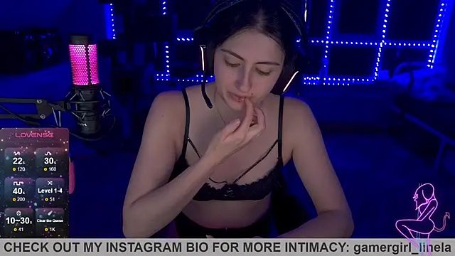 Gamergirl-Linela online show from 09-21-25, 11:28