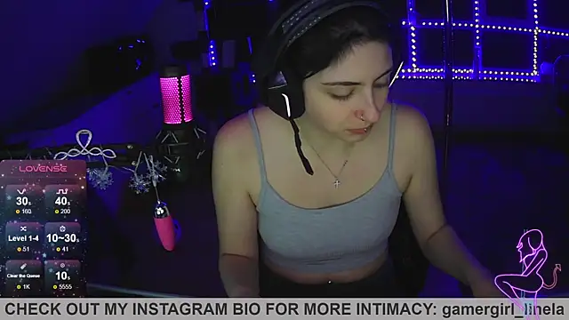 Gamergirl-Linela online show from 11-18-25, 05:17