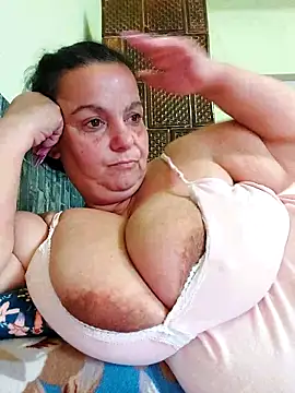 Snapshot of IvettkeXXX chatting on 09-30-25, 11:48 IvettkeXXX online show from 09-30-25, 11:48