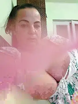 Snapshot of IvettkeXXX chatting on 10-06-25, 02:36 IvettkeXXX online show from 10-06-25, 02:36
