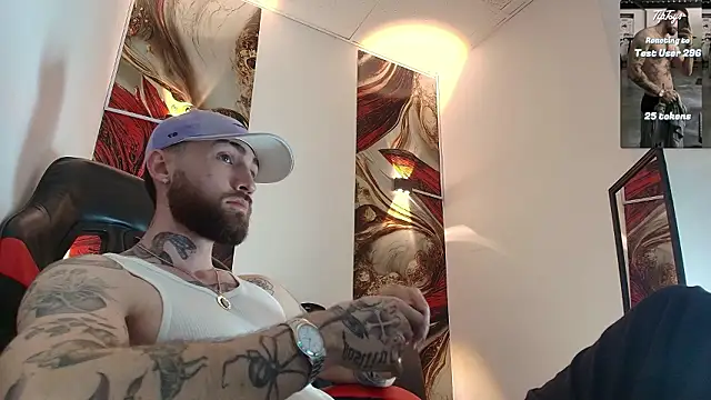 Snapshot of Luke_davis01 chatting on 02-07-26, 12:53 Luke davis01 online show from 02-07-26, 12:53