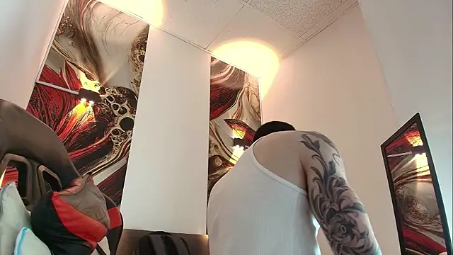 Snapshot of Luke_davis01 chatting on 02-15-26, 12:58 Luke davis01 online show from 02-15-26, 12:58