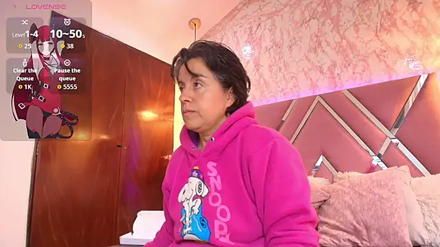 Saori Sann  online show from 11-26-25, 12:28