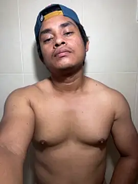 Snapshot of Jeter95 chatting on 02-16-26, 05:03 Jeter95 online show from 02-16-26, 05:03