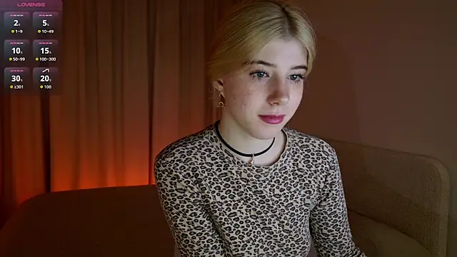 Bella amory online show from 05-18-26, 01:17