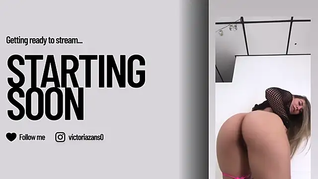 Snapshot of Vickyallien chatting on 03-17-25, 07:15 Vickyallien online show from 03-17-25, 07:15