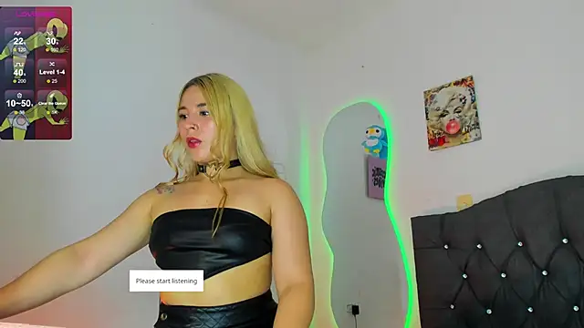 Snapshot of Vickyallien chatting on 10-14-25, 04:08 Vickyallien online show from 10-14-25, 04:08