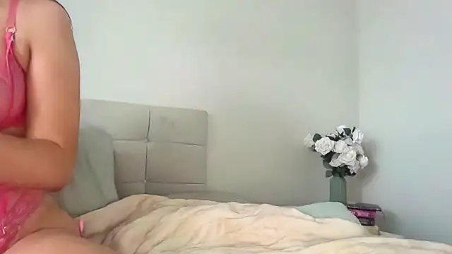 Snapshot of skyejde chatting on 11-24-25, 03:23 skyejde online show from 11-24-25, 03:23