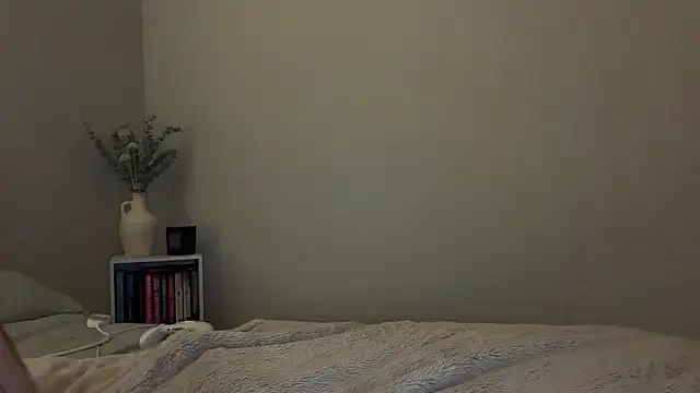 Snapshot of skyejde chatting on 01-07-26, 04:31 skyejde online show from 01-07-26, 04:31