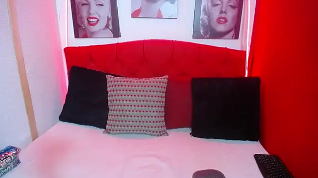 Tiana Ebony18 online show from 09-28-25, 11:59