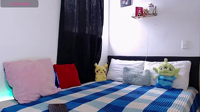 Snapshot of kyle_clint07 chatting on 12-15-25, 03:49 kyle clint07 online show from 12-15-25, 03:49