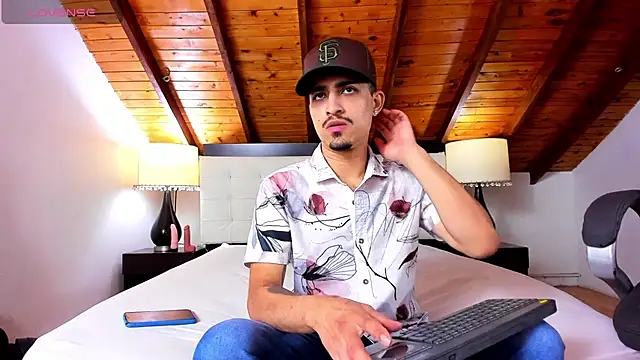 Sebastian Berne online show from 02-13-25, 07:10