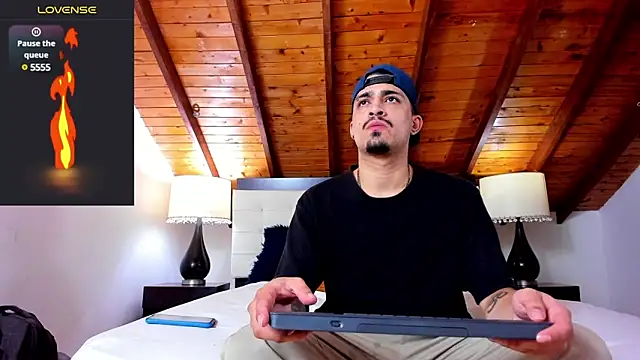 Sebastian Berne online show from 03-18-25, 07:20