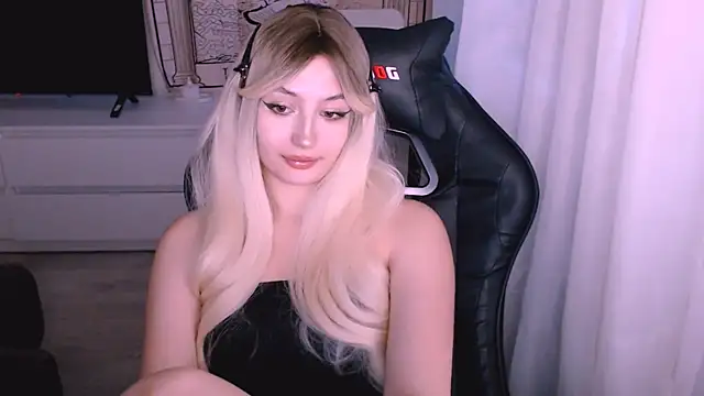 beauty blonde online show from 12-04-25, 02:54