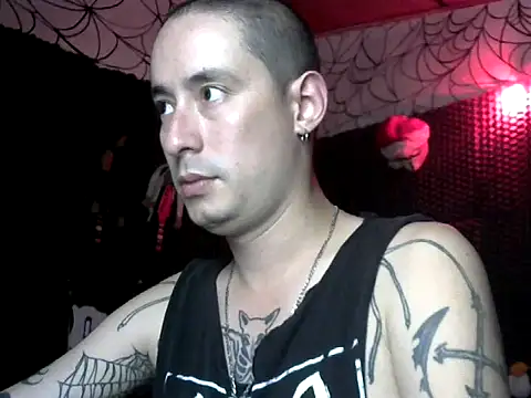 Snapshot of vampireathome chatting on 01-08-26, 07:43 vampireathome online show from 01-08-26, 07:43